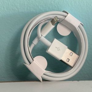 Brand new authentic Apple IPhone USB lightningChargingCharger